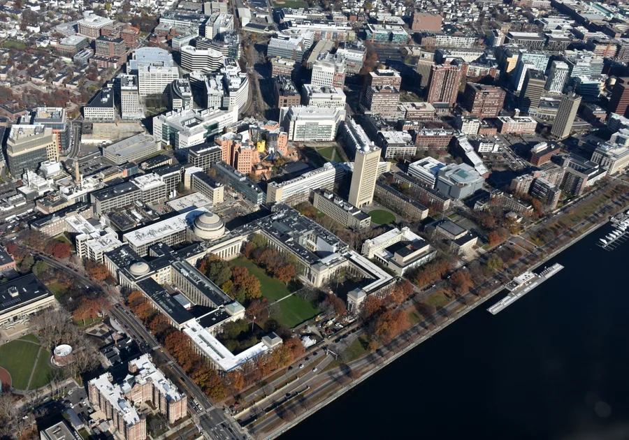 Touring Boston in One Weekend: Harvard, MIT, BU, Northeastern & Tufts