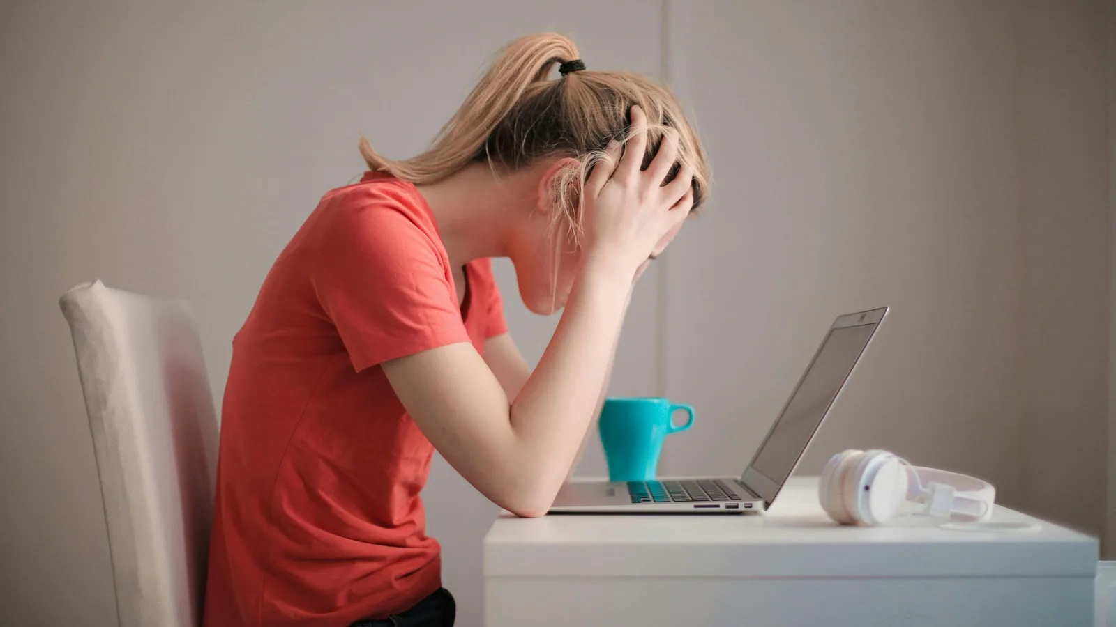 Common College Application Mistakes That Cause Rejections