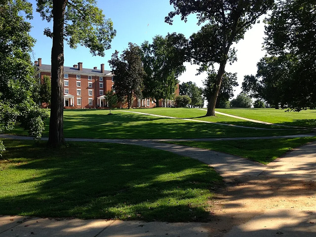 Hampden-Sydney College